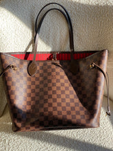 Load image into Gallery viewer, Louis Vuitton Neverfull
